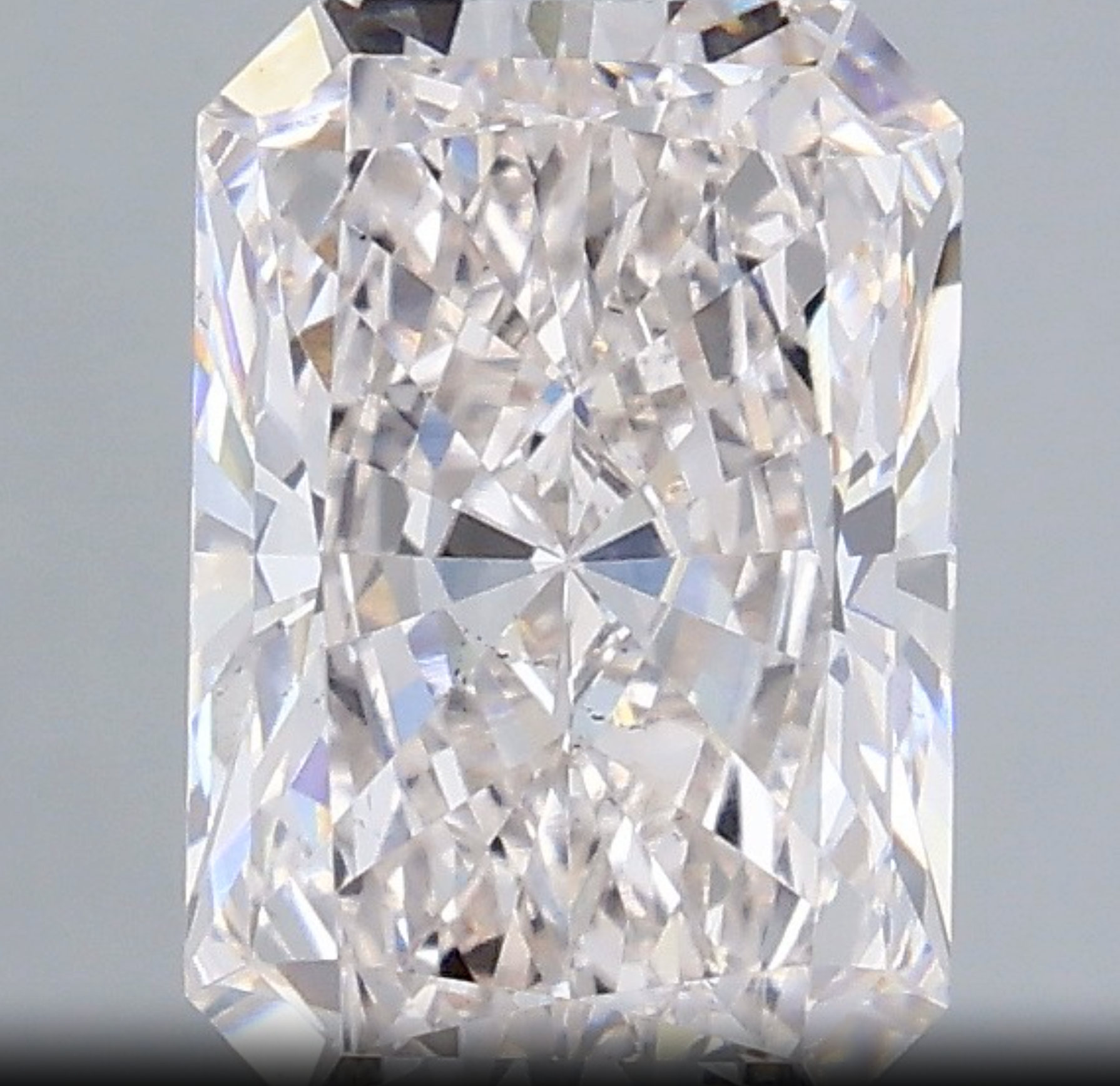 IGI Radiant 2.09 Carat VS2 Clarity H Color