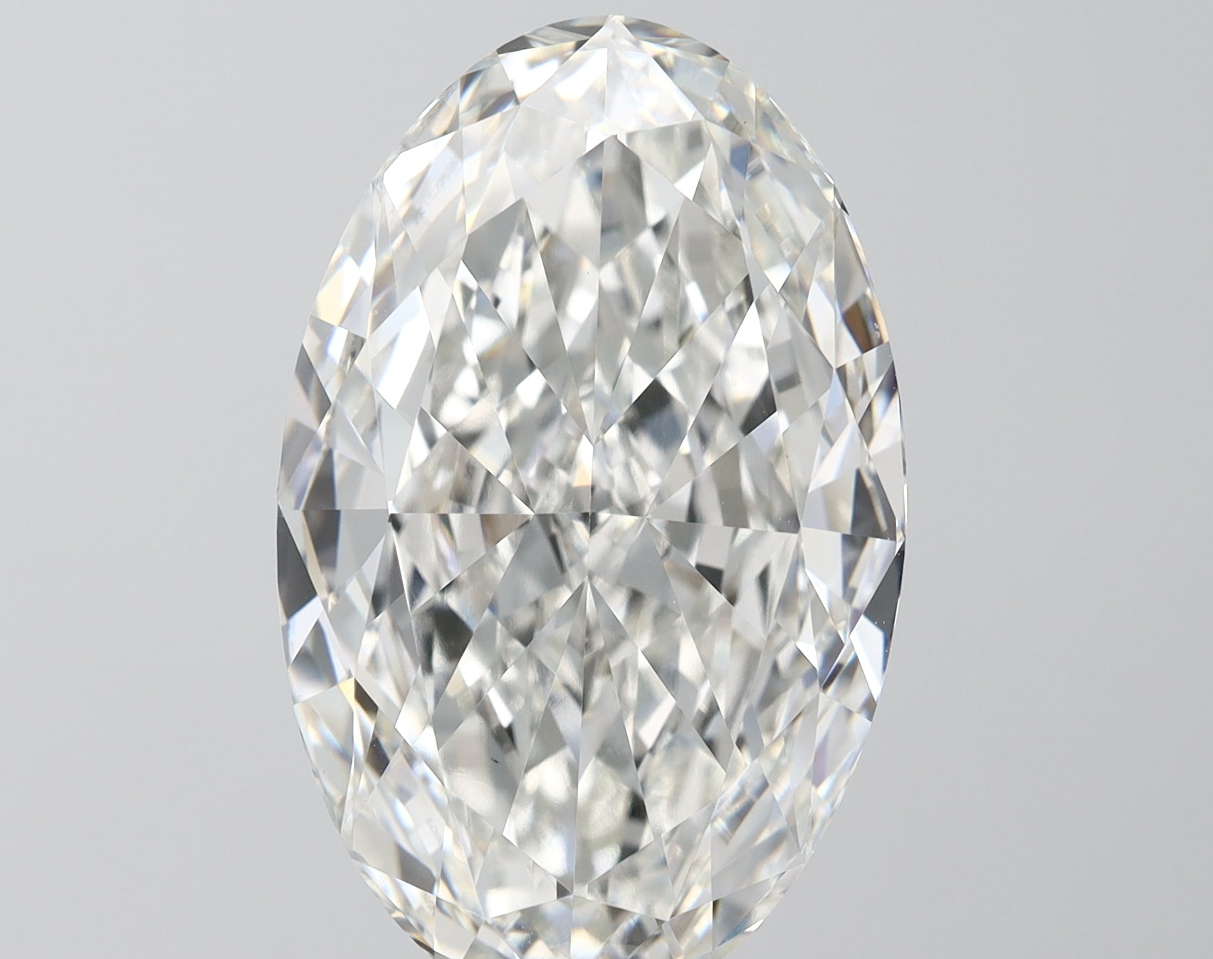 IGI OVAL 15.04 Carat VVS2 Clarity G Color  byHiraya Lab Diamonds