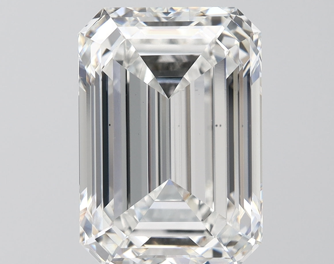 IGI EMERALD 7.50 Carat VS1 Clarity F Color  byHiraya Lab Diamonds