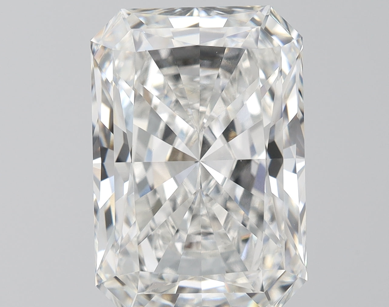IGI RADIANT 9.04 Carat VVS2 Clarity F Color  byHiraya Lab Diamonds