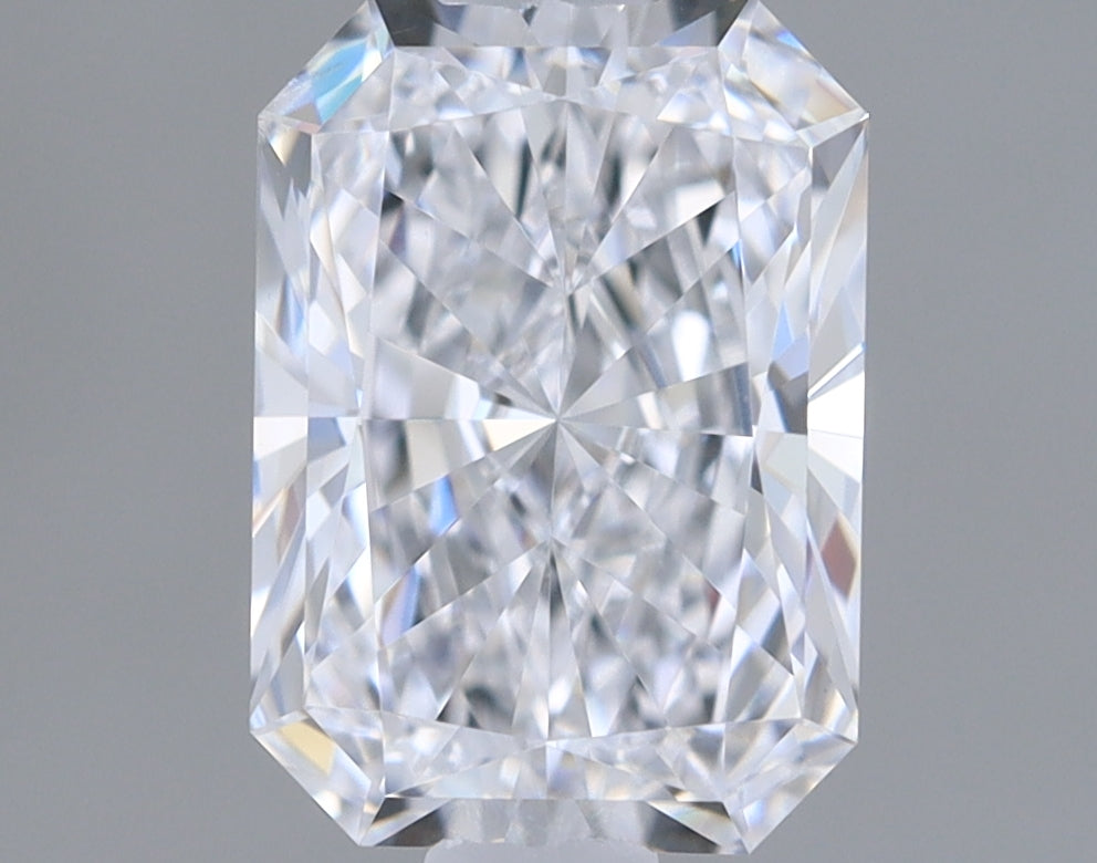 IGI RADIANT 0.90 Carat VS1 Clarity D Color