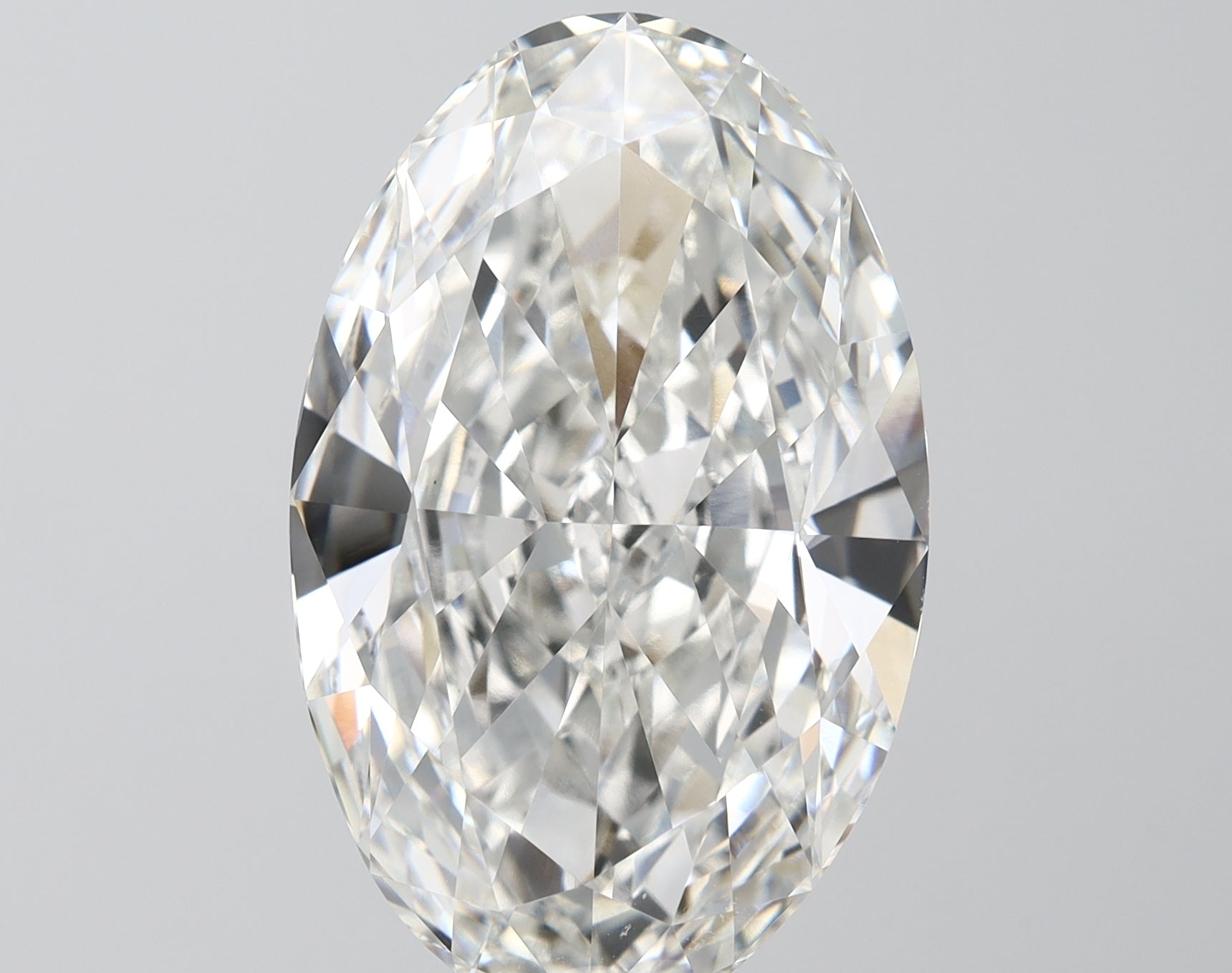 IGI OVAL 15.08 Carat VVS2 Clarity G Color  byHiraya Lab Diamonds